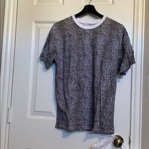 Supreme Hanes leopard tee